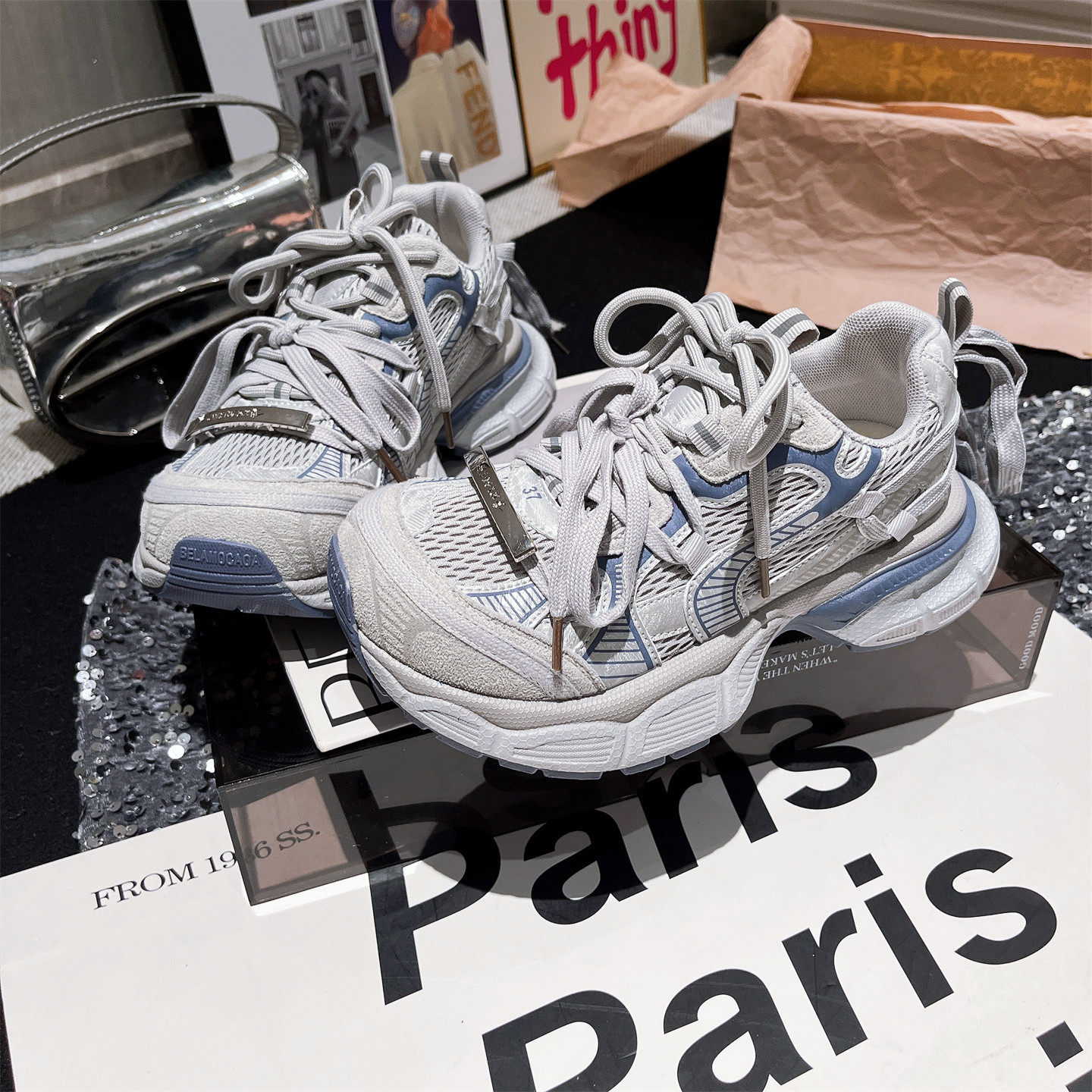 2026春夏新款系带绑带金属铁牌厚底松糕小飞尾老爹鞋运动休闲鞋女