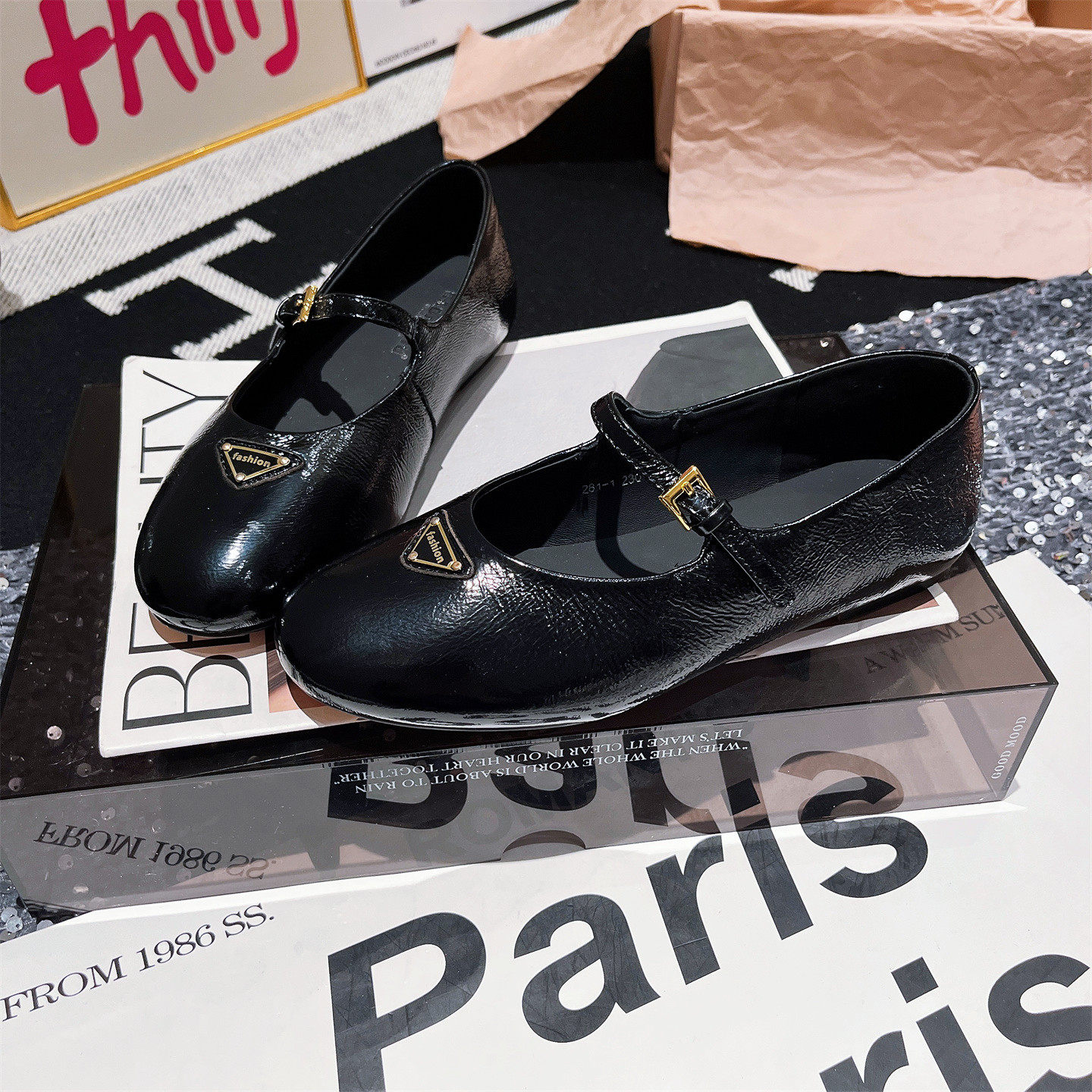 羊皮版~欧货漆皮真皮一字玛丽珍小皮鞋三角标字母浅口豆豆鞋女鞋,女鞋,时尚芭蕾鞋,淘宝优惠券,粉丝福利购,淘宝优惠卷
