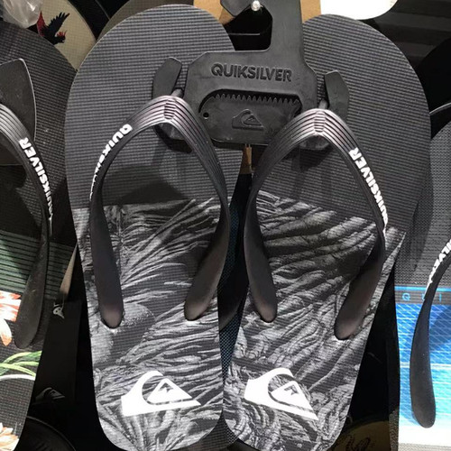 Quiksilver休闲百搭耐穿人字拖
