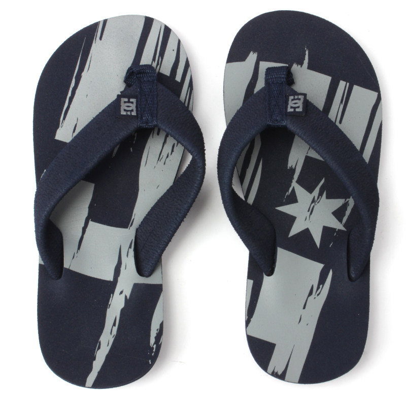 现货包邮2025年新款夏季外穿个性软底凉鞋拖鞋男童防滑潮流人字拖