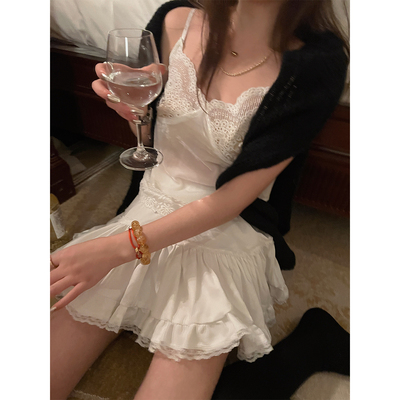 superniniyy丝绒蕾丝吊带