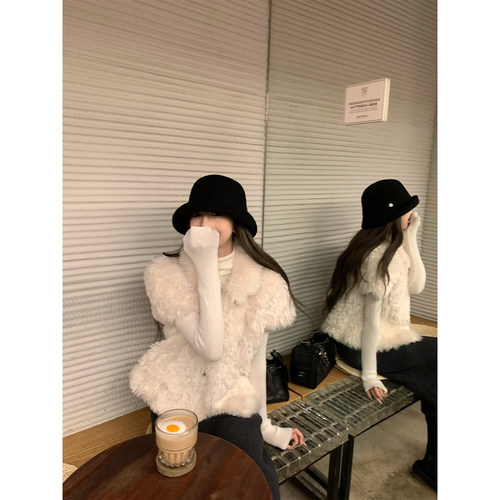 superniniyy 京都日记&中古感洋气短袖斗篷环保皮草无袖毛毛外套