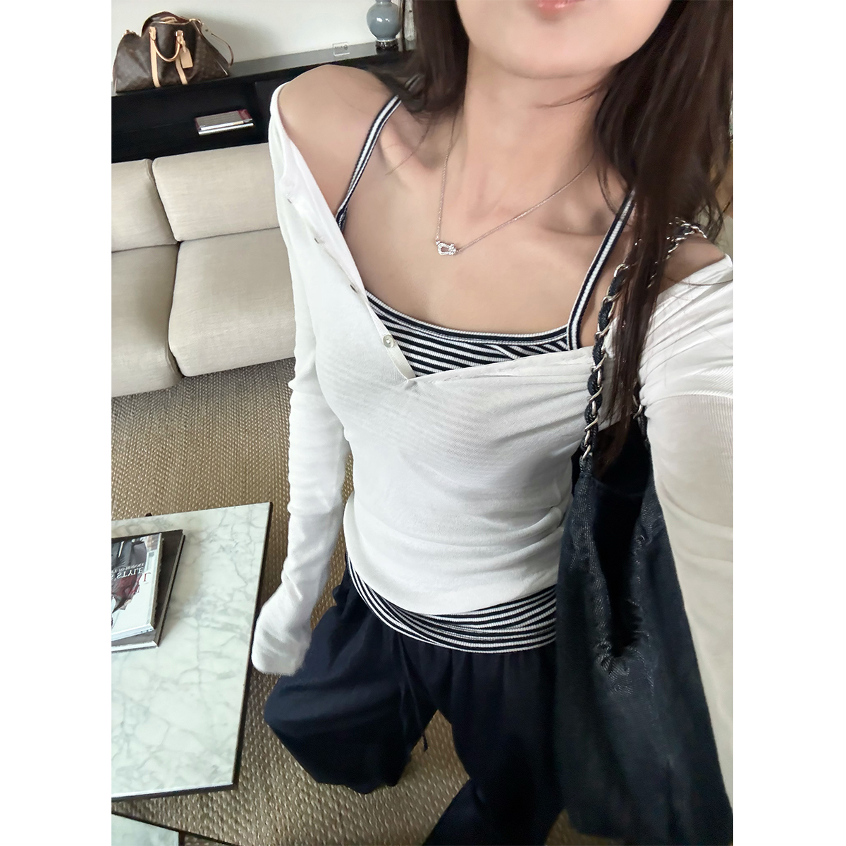 superniniyy 白蓝俩件套条纹吊带V领长袖T恤上衣收腰显瘦防晒套装