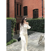 superniniyy 2026新款 氛围感露肩嗲嗲羊毛针织上衣阔腿灯笼裤 套装