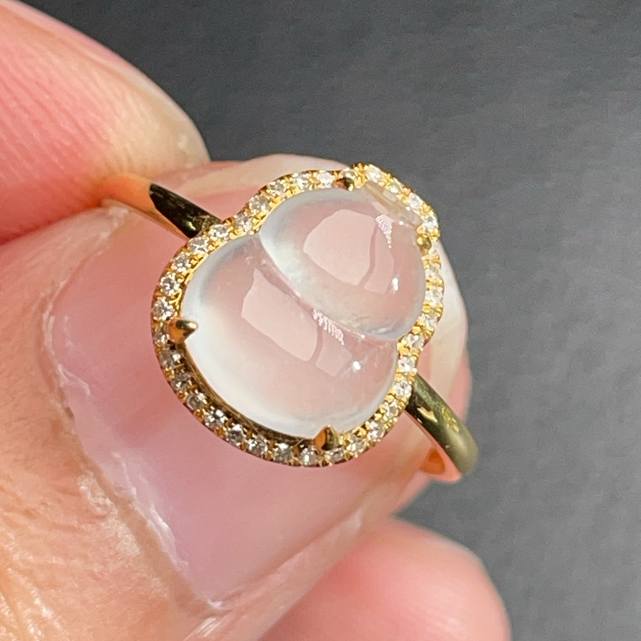 18K金天然翡翠A货-2080高冰葫芦戒指K黄镶嵌钻石玉石珠宝起光女士