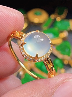 18K金天然翡翠A货-2880蛋面高冰戒指K黄镶嵌钻石珠宝玉石链条简约