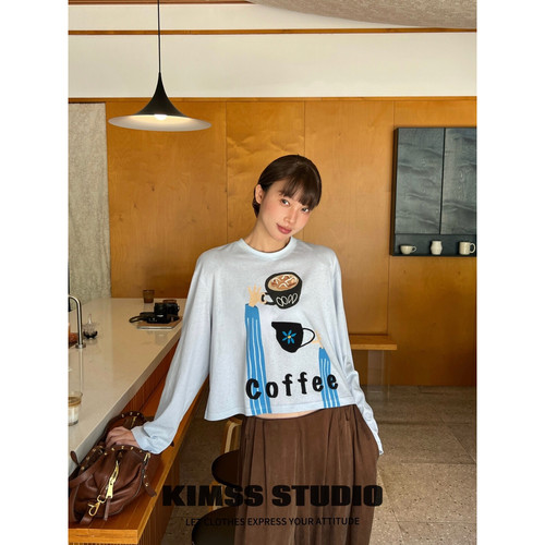 小野家Kimss-花宽松短款长袖T恤(不含下装+包包)16T469