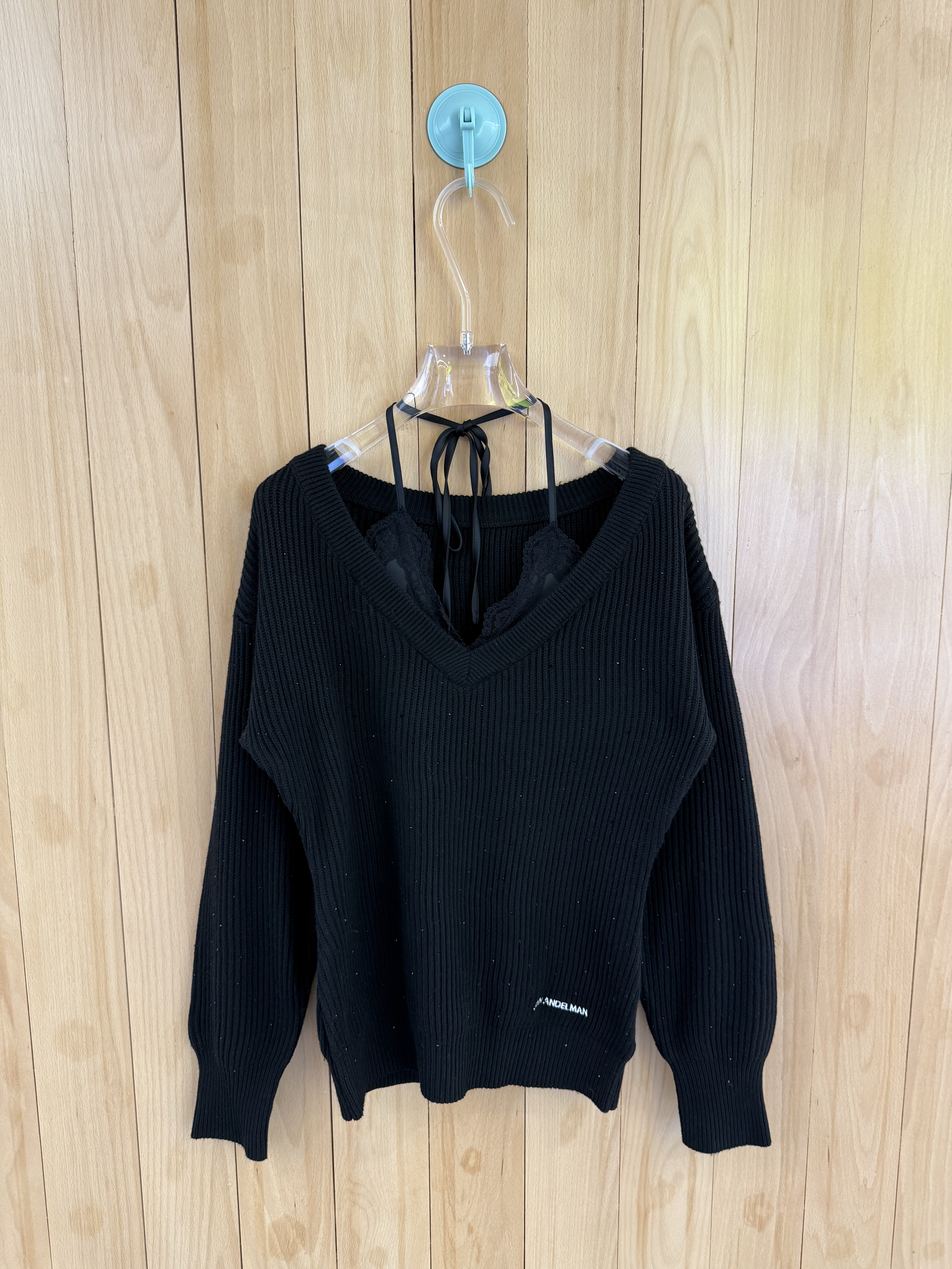 秋冬小众个性时髦辣妹假两件套蕾丝花边系带挂脖拼接针织烫钻毛衣