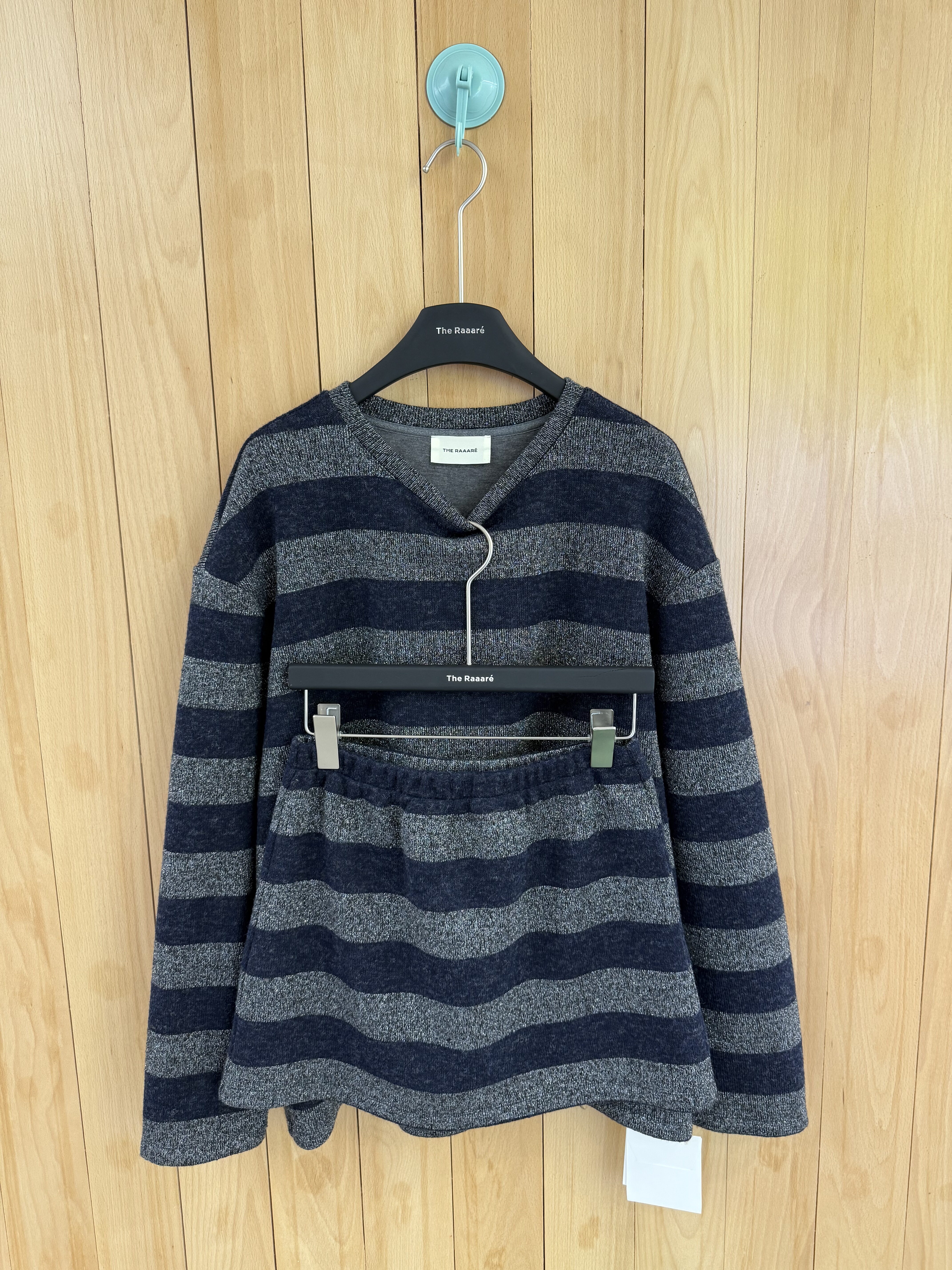 秋冬THE RAAARÉ正确版买手店针织羊毛条纹撞色毛衣加半身裙 套装