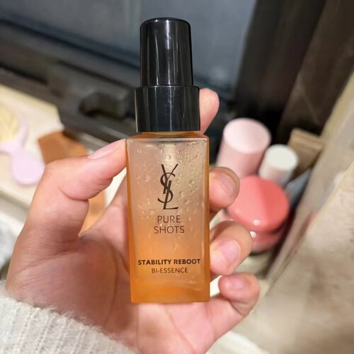 夜皇后调皮水悦享青春精华水保湿滋润舒缓提亮