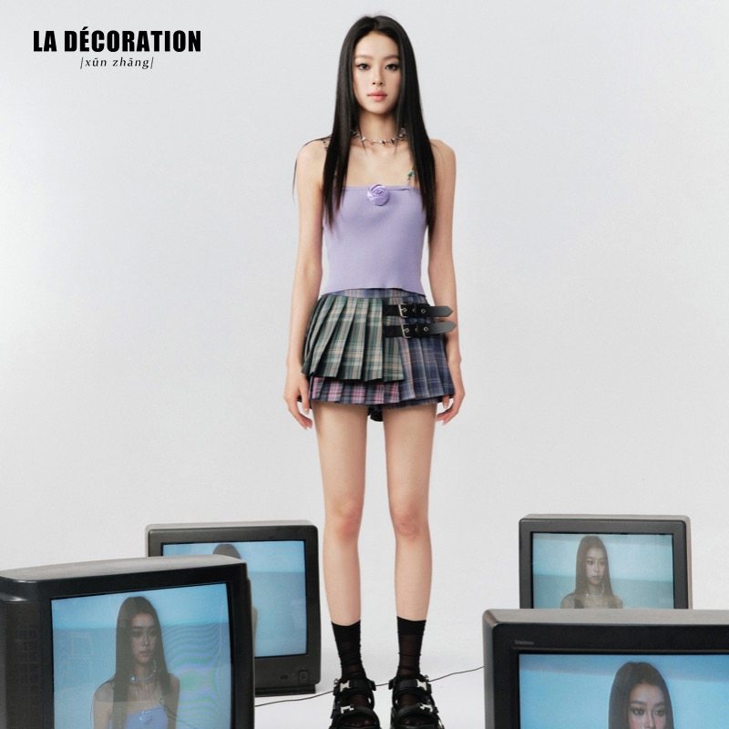 辣妹超市 LA DECORATION 宣美同款串珠肩带立体花装饰吊带上衣