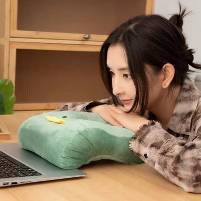 午睡枕趴睡枕办公室抱枕女生午休