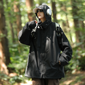 108 204-JK272-P75户外宽松冲锋衣男女同款秋冬外套防水软壳图片