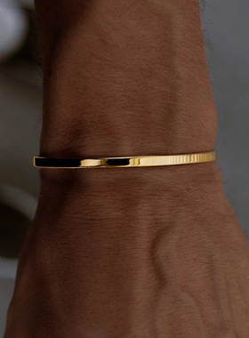 简约设计钛钢开口男士手环