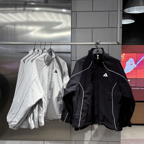 正品ADIDAS阿迪达斯男子运动休闲长袖夹克外套KY9983