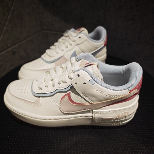 正品耐克NIKE AF1空军一号女子低帮运动休闲板鞋IQ9803-161
