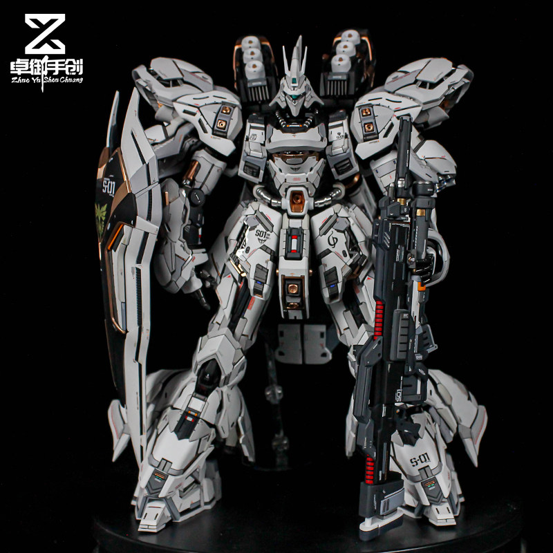 万代MG1/100沙扎比+育胶乐园2.0GK 精分色改色喷涂上色 代工 加工