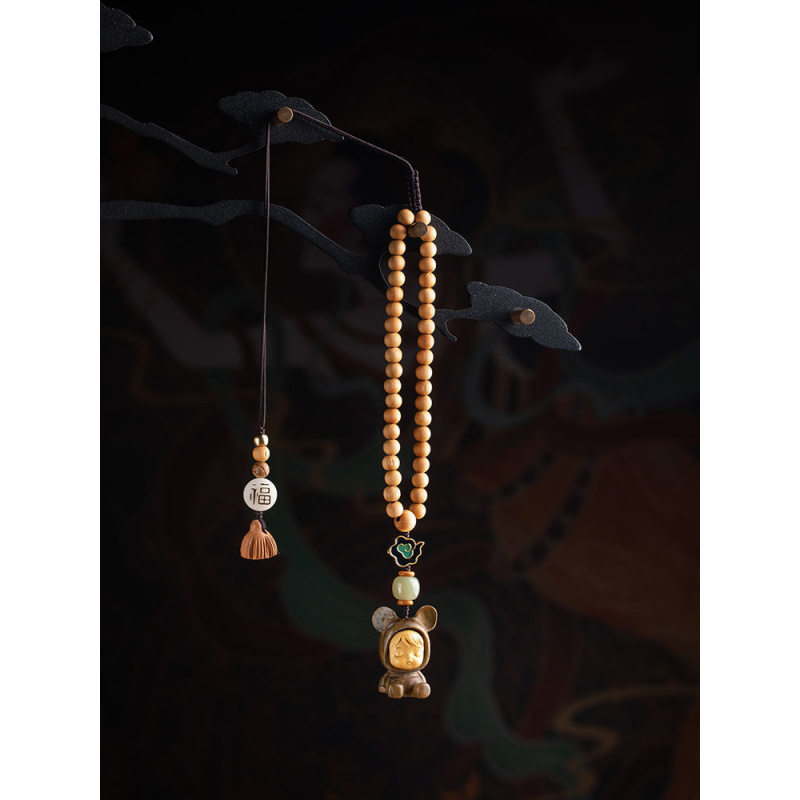 可爱睡眠娃娃汽车挂件绿檀木车内