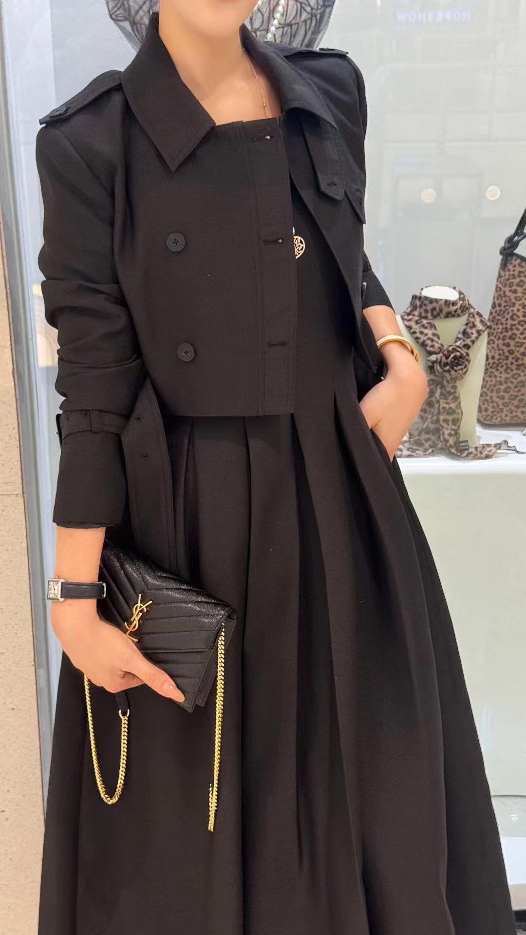 价格咨询.欧洲站设计师原创走秀款高定设计师款风衣外套大衣1018