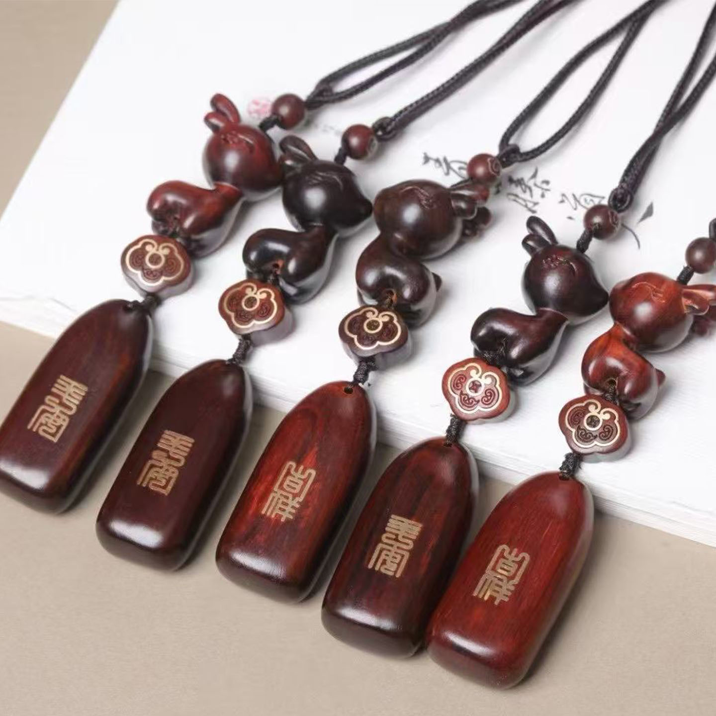 犀牛角紫檀卡通可爱小萌鹿