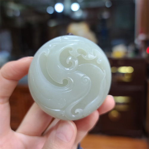 小石头和田玉白玉籽料