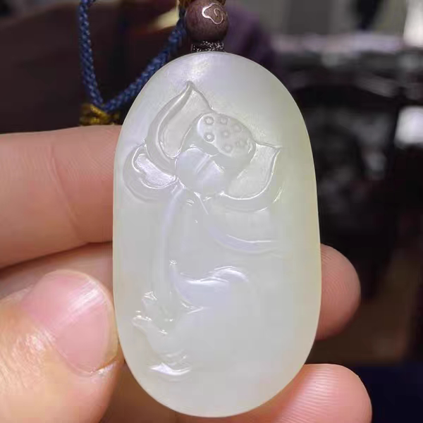 新疆和田白玉籽料花开见佛荷花挂件xd16023/303025