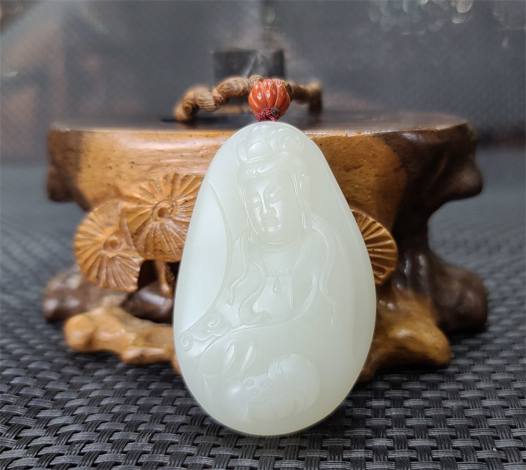 新疆和田白玉籽料观音 荷花 挂件  平安无事牌吊坠  bxg20031