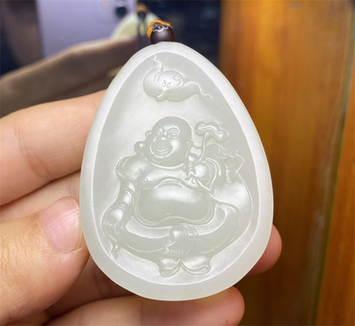 小石头和田玉挂件籽料