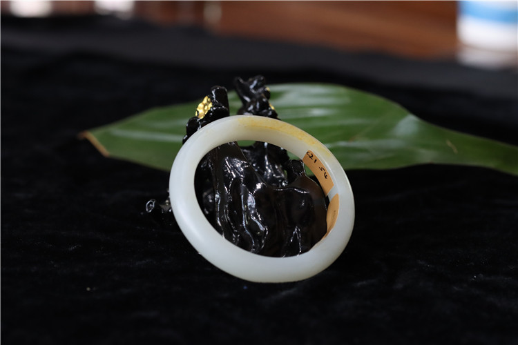 新疆 和田 羊脂玉白玉籽料手镯 项链 xx bxg01012 54