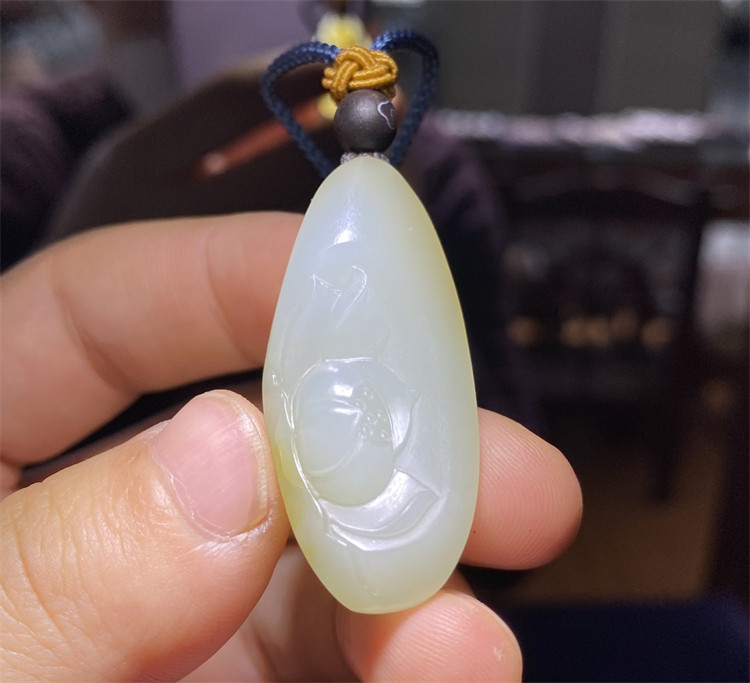 新疆和田白玉籽料荷花挂件吊坠手链项链观音佛  ld04088