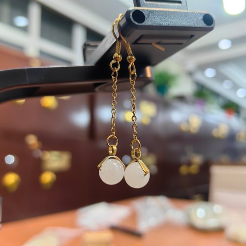 【新春福利】羊脂玉籽料耳坠--每人限1款