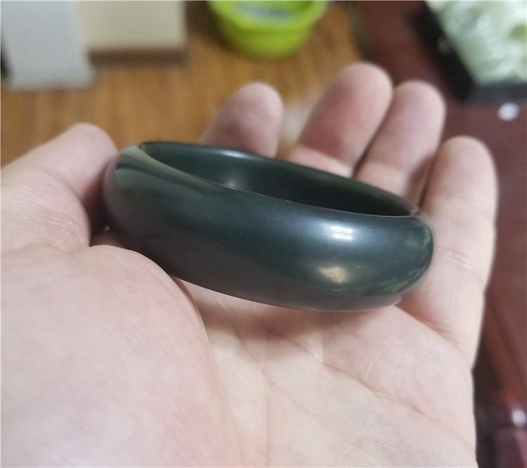 和田黑碧玉籽料手镯  圈口52-61xx