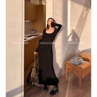 毛衣内搭包臀长裙 显瘦打底长袖 法式 针织连衣裙女秋冬方领御姐修身