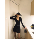 小妈打底a字内搭裙 v领辣妹短款 针织连衣裙女秋冬修身 收腰绝美长袖