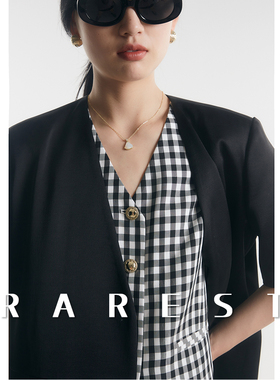 [新品发布]挚爱黑白格！100%醋酸摩登都市 复古金扣马甲+短裤组合