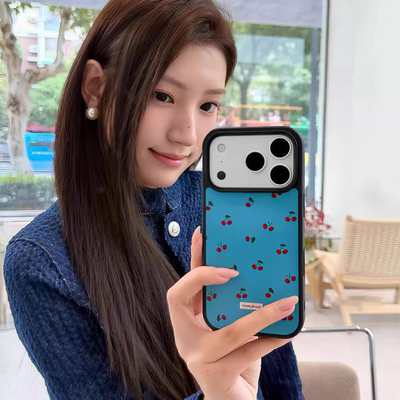 ins满屏樱桃蓝色高级感黑边手机壳适用苹果iPhone17promax高级感保护套小众16plus亮面15pro防摔简约14气质