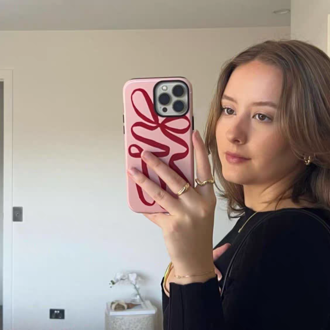 粉色蝴蝶结丝带适用iPhone16promax苹果15小米15pro新款mate60华为p70nova12菲林手机壳opporeno13vivox100