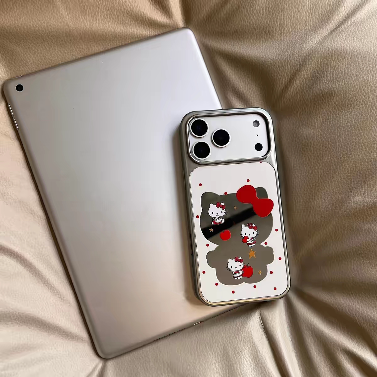 ins风复古可爱小猫镜面手机壳适用苹果iPhone17promax手机壳软边16防摔15原创小米141312/11华为mate60P780