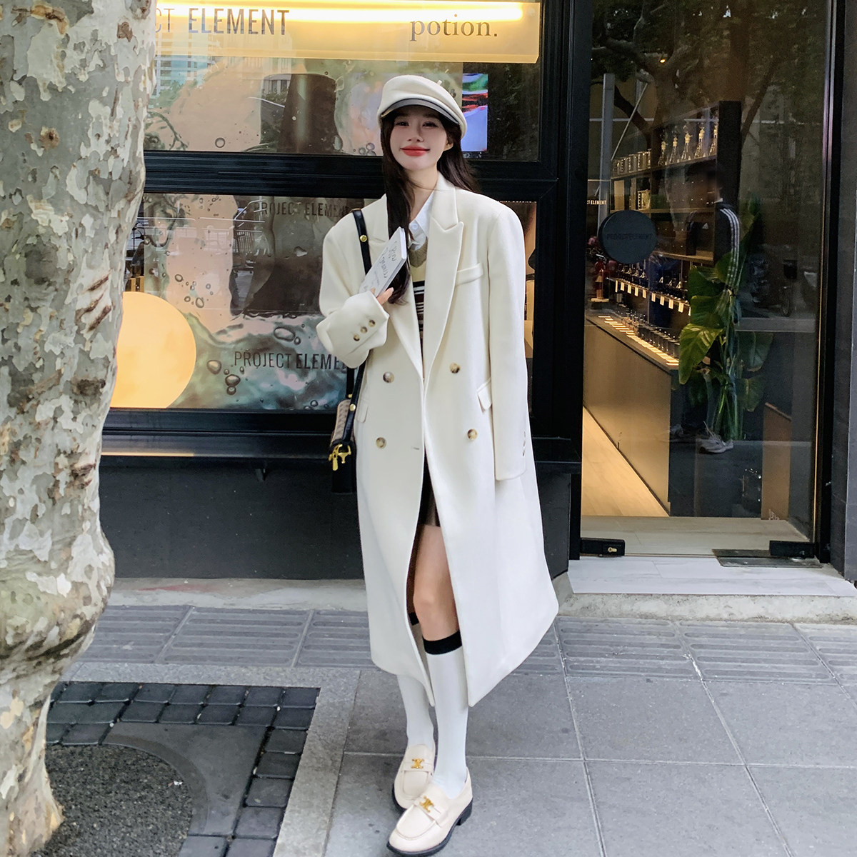 白色高级感长款西装毛呢外套女2025春季新款韩系牛角扣双排扣大衣,女装毛呢外套,浙宝115