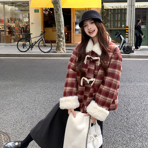 冬季上新！2025冬季新款毛绒拼接格子羽绒服 8068-P235-K358图片