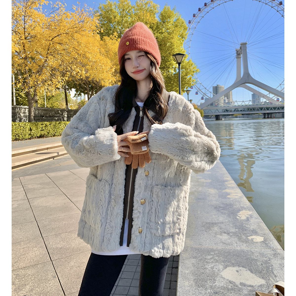 灰色小香风羊羔毛外套女秋冬2024新款高级感加厚皮毛一体毛绒棉衣,女装短外套,浙宝115