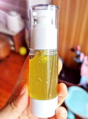 已换新包装看详情介绍 积雪草植萃膏30克  红肿痘痘  退红 消YAN