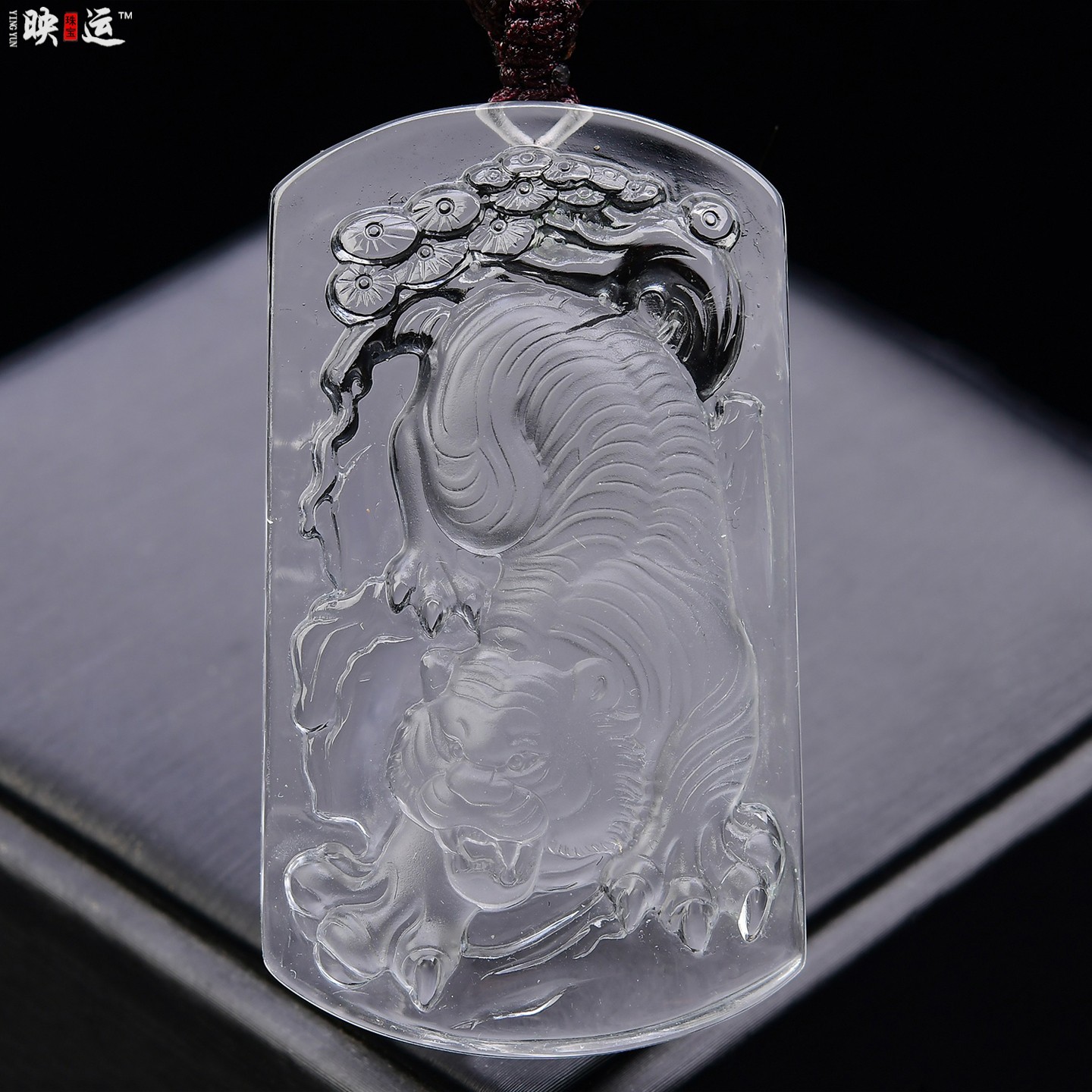 白水晶生肖虎无事牌吊坠权虎生威