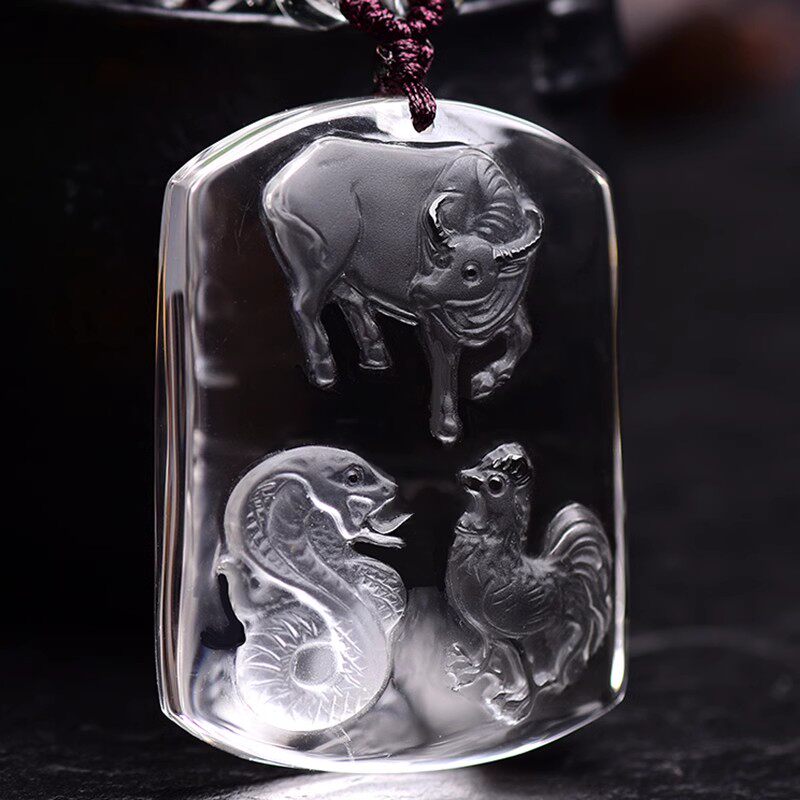 白水晶三合贵人吊坠虎马狗猪兔羊