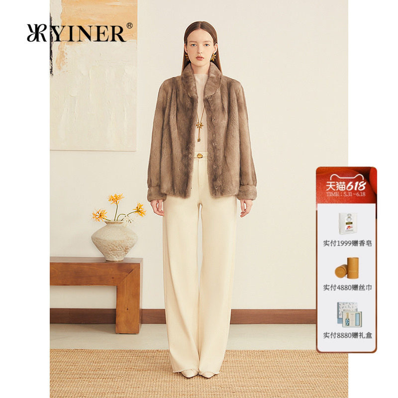 YINER音儿专选女装秋季法式进口母貂整貂立领短款皮草外套