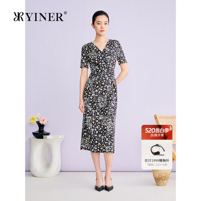 YINER音儿专选2026夏季新款时尚优雅碎花印花显瘦V领收腰连