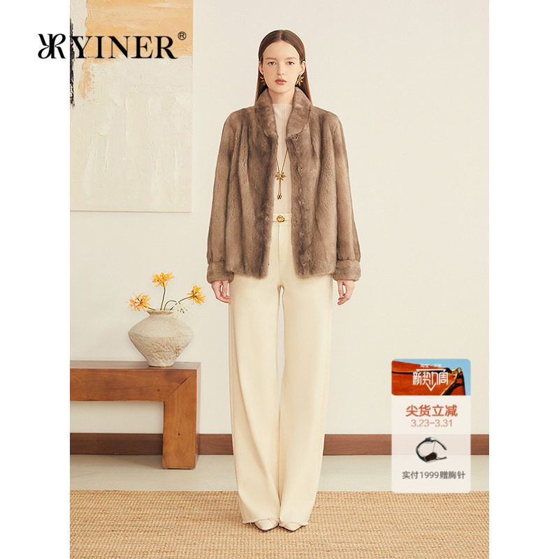 YINER音儿专选2025秋季新款法式进口母貂整貂立领短款皮草外