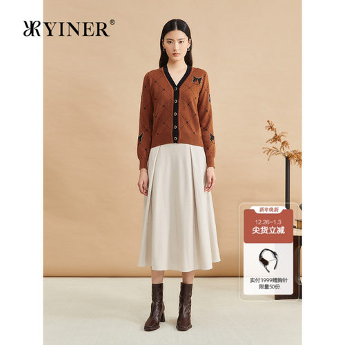 YINER音儿专选女装秋季时尚短款卡通猫咪图案V领针织开衫