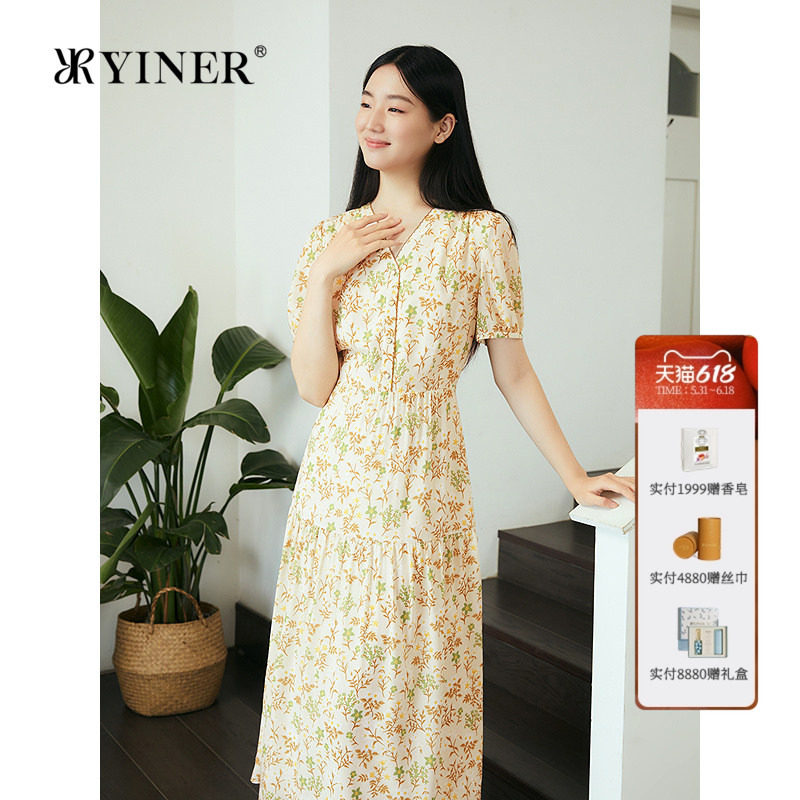 YINER音儿专选女装秋季月光流影圆V领手工刺绣花边雅致连衣裙