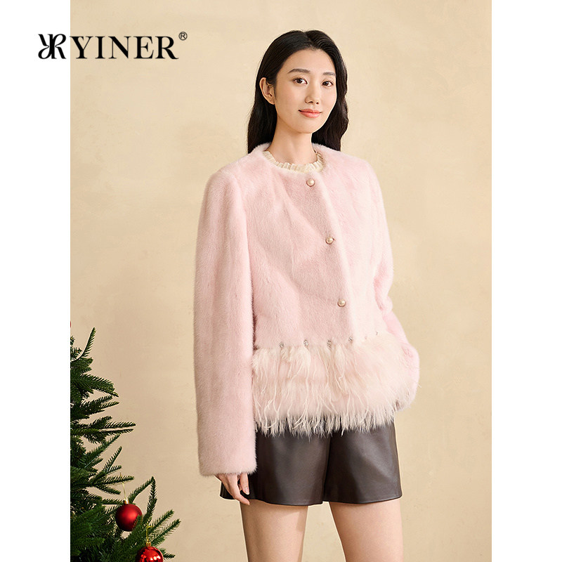 YINER音儿专选2025冬季新款钉珠羽毛装饰貉子毛拼接水貂毛皮
